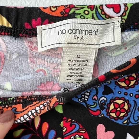 NWT Skull Leggings - Picture 2 of 4